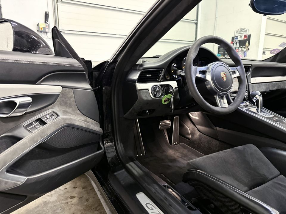 Porsche 911 Type 991 GT3 3.8 475ch PDK7 - Performance et Design Exceptionnels - 129 990 € - image 17