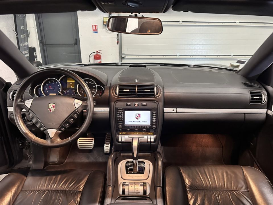 PORSCHE CAYENNE S V8 4.8 385ch S Tiptronic - Le Hangar Bordelais - image 11