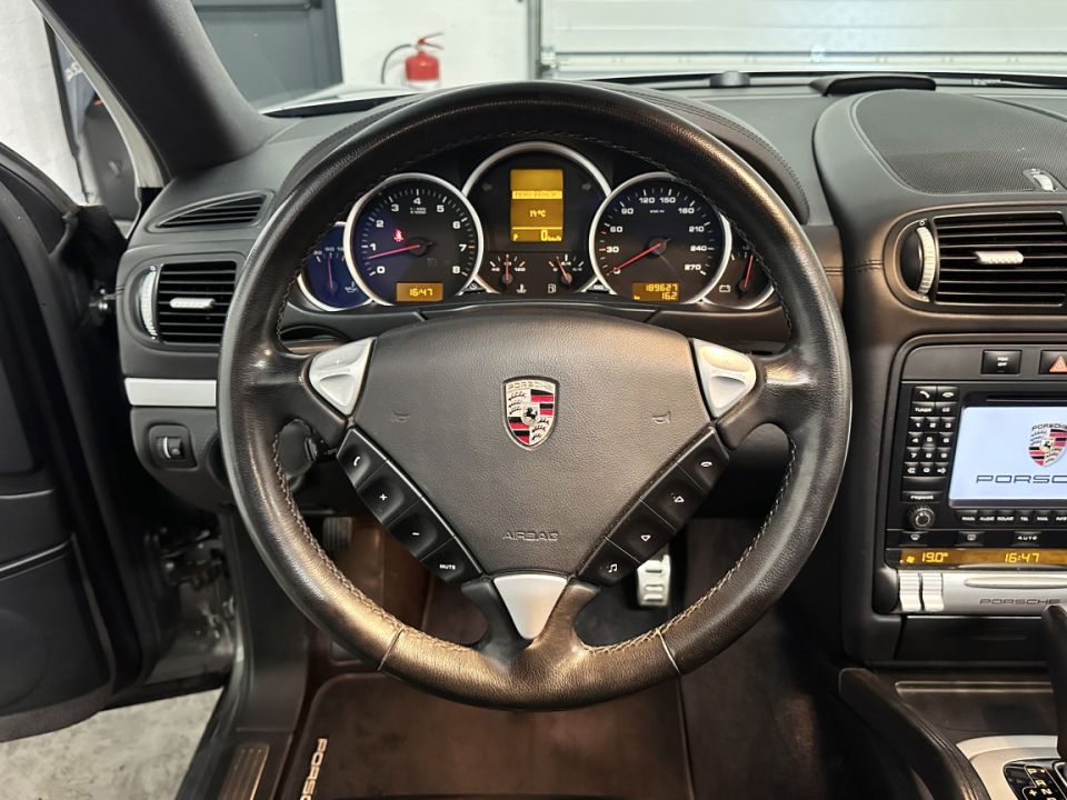 PORSCHE CAYENNE S V8 4.8 385ch S Tiptronic - Le Hangar Bordelais - image 13