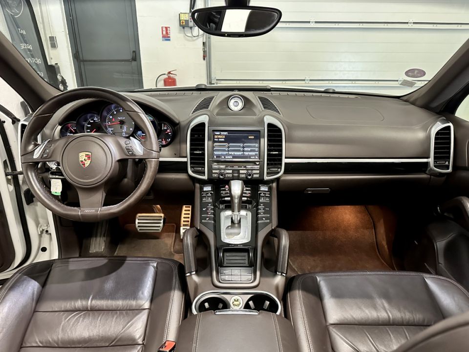 Porsche Cayenne S E-Hybride V6 3.0 416 ch Tiptronic – SUV Blanc - 25 990 € - image 11