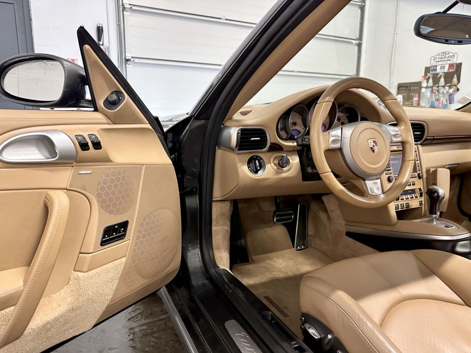 Porsche 911 Type 997 Turbo Coupé 3.6 480ch Tiptronic S : Performance et élégance - 84 990 € - image 18