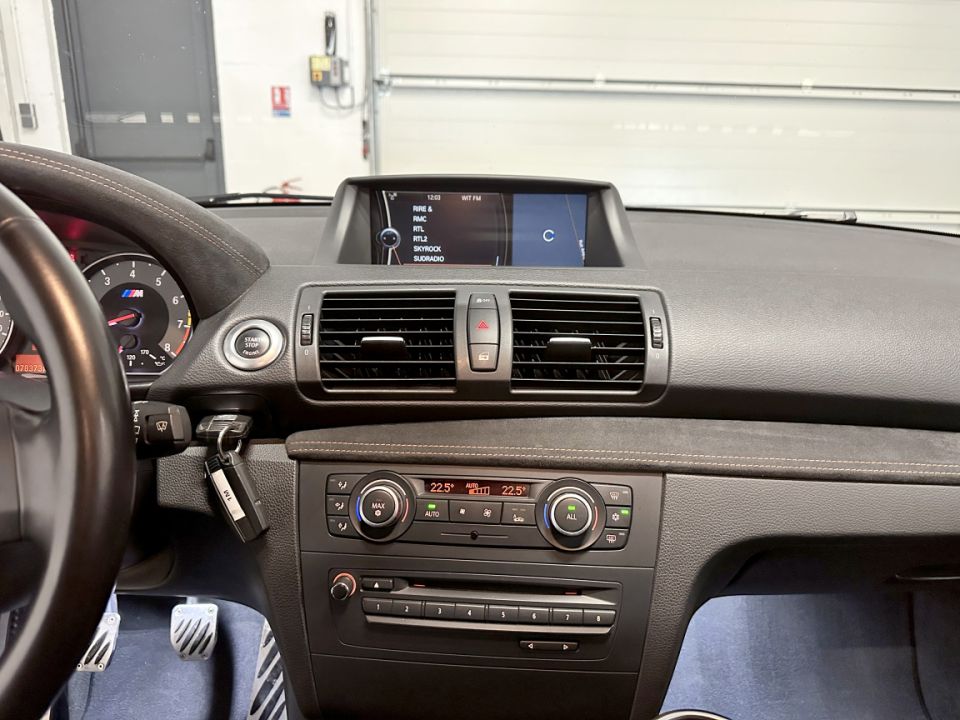 BMW 1M Coupé (E82) L6 3.0 340ch BVM6 : Performance et raffinement - 61 990 € - image 13