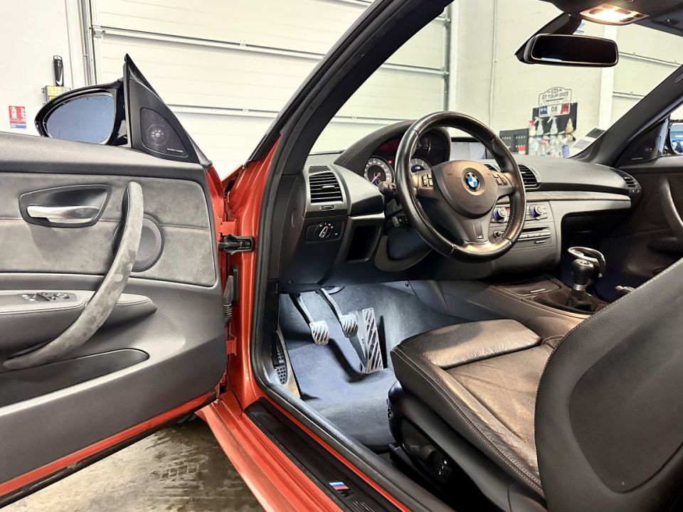 BMW 1M Coupé (E82) L6 3.0 340ch BVM6 : Performance et raffinement - 61 990 € - image 17