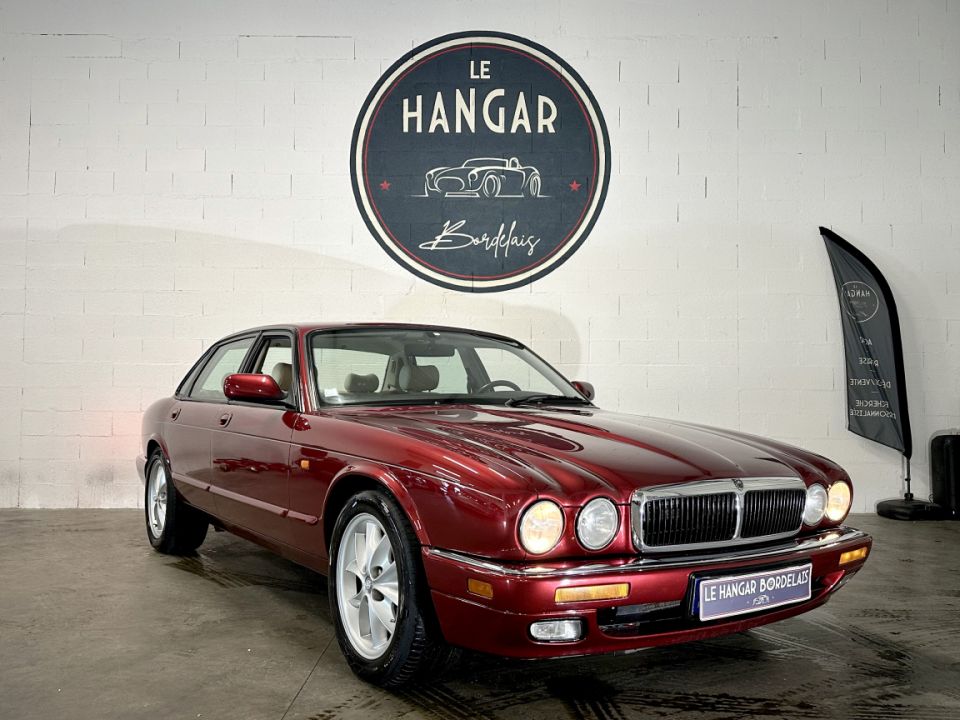 Jaguar XJ6 Sport L6 3.2 219ch BVA4 : Élégance et performance - 13 990 € - image 12