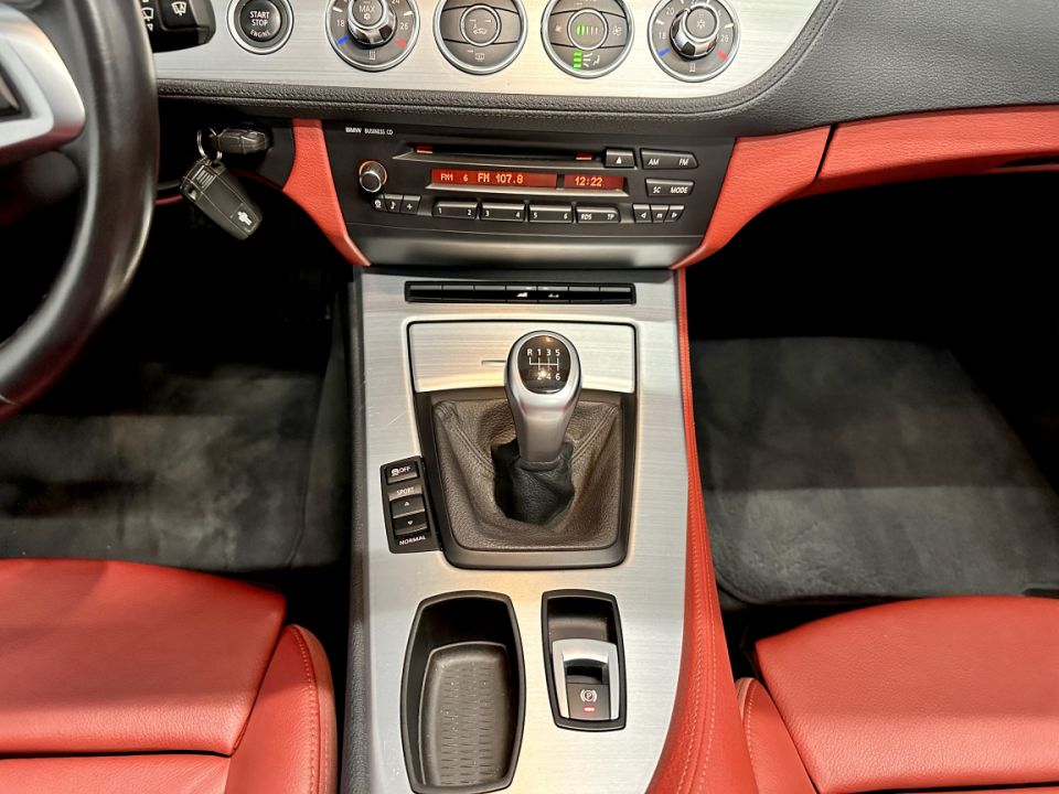 B.M.W. Z4 Roadster sDrive23i 2.5 204ch BVM6 Confort - Le Hangar Bordelais - image 18