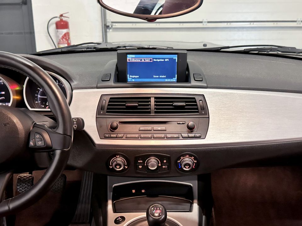 B.M.W. Z4 M Coupé L6 3.2 343ch BVM6 - Le Hangar Bordelais - image 11