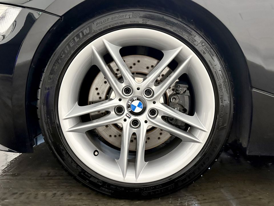 B.M.W. Z4 M Coupé L6 3.2 343ch BVM6 - Le Hangar Bordelais - image 15