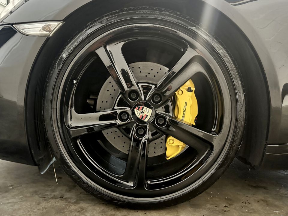 PORSCHE 911 Type 991 Carrera S Coupé 3.8 400ch PDK7 - Le Hangar Bordelais - image 15