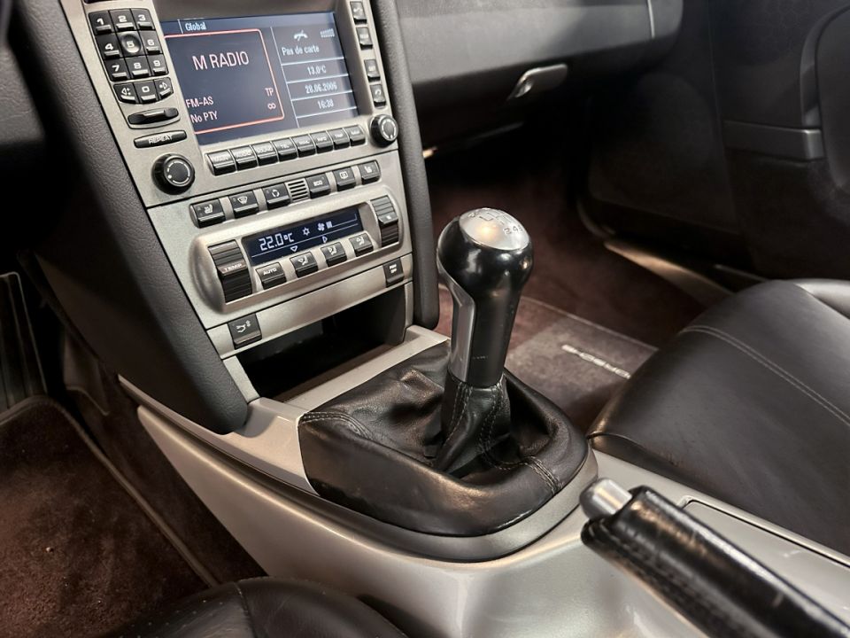 PORSCHE 911 911 Carrera Coupé 3.6i  - Le Hangar Bordelais - image 16