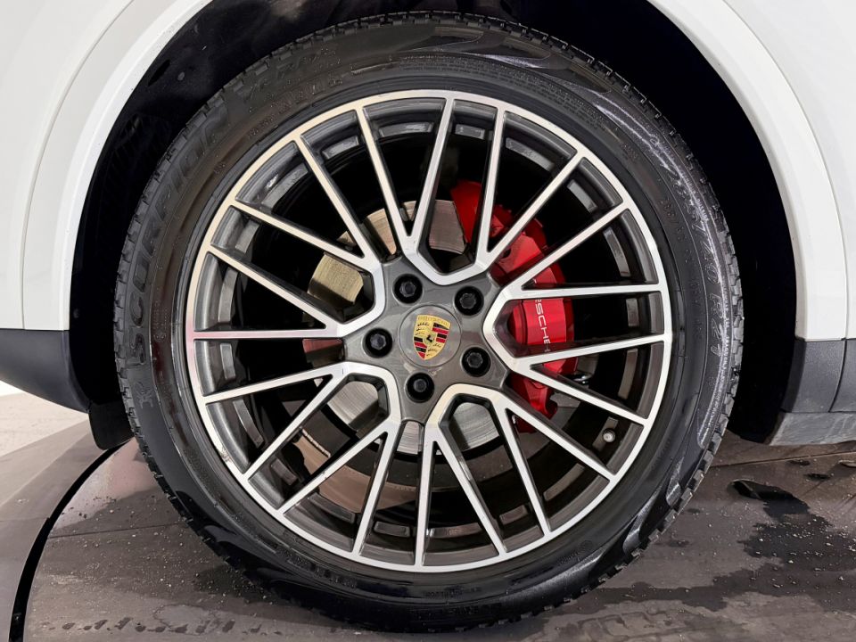 PORSCHE CAYENNE  Coupé V6 3.0 340ch Tiptronic 8 - Le Hangar Bordelais - image 15