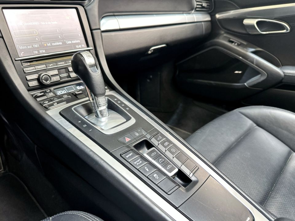 Porsche 911 Carrera 4S Cabriolet 3.8i 400 PDK Blanc Carrara - Transmission intégrale et Pack Sport Chrono - 89 990 € - image 16