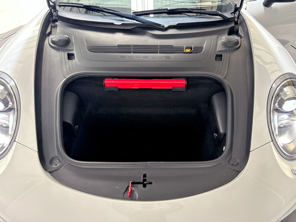 Porsche 911 Carrera 4S Cabriolet 3.8i 400 PDK Blanc Carrara - Transmission intégrale et Pack Sport Chrono - 89 990 € - image 20