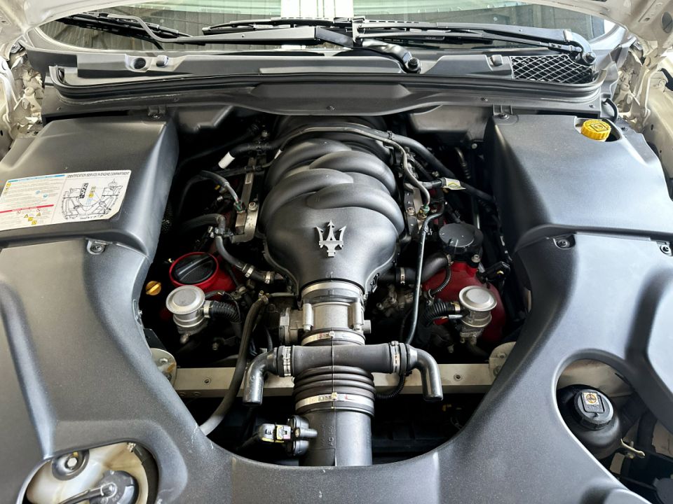 MASERATI GRANTURISMO S V8 4.7 460ch MC-Shift 6 Coupé Bianco Fuji nacrée - 39 990 € - image 18
