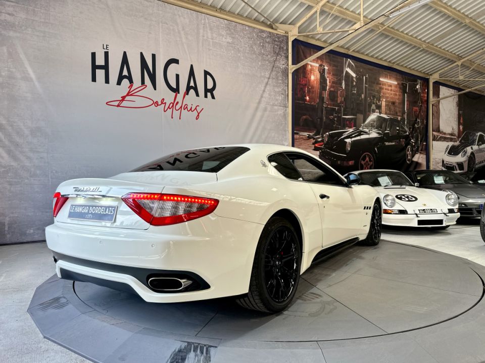 MASERATI GRANTURISMO S V8 4.7 460ch MC-Shift 6 Coupé Bianco Fuji nacrée - 39 990 € - image 19