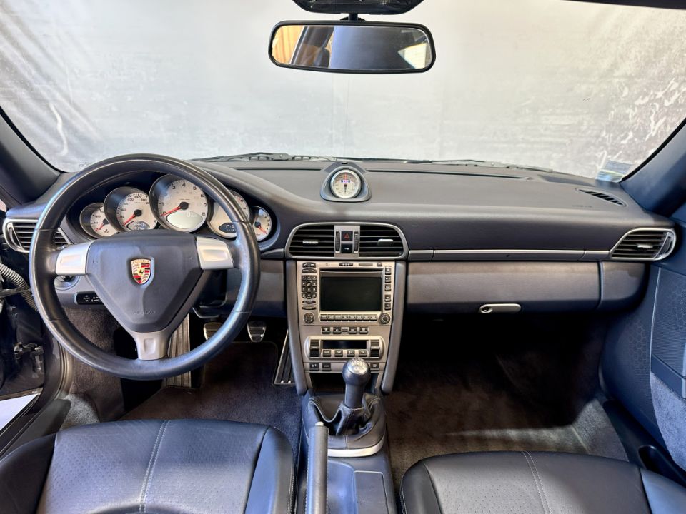 PORSCHE 911 Type 997 Carrera S Coupé 3.8 355ch BVM6 - Le Hangar Bordelais - image 9