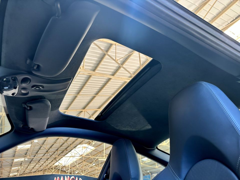 PORSCHE 911 Type 997 Carrera S Coupé 3.8 355ch BVM6 - Le Hangar Bordelais - image 18