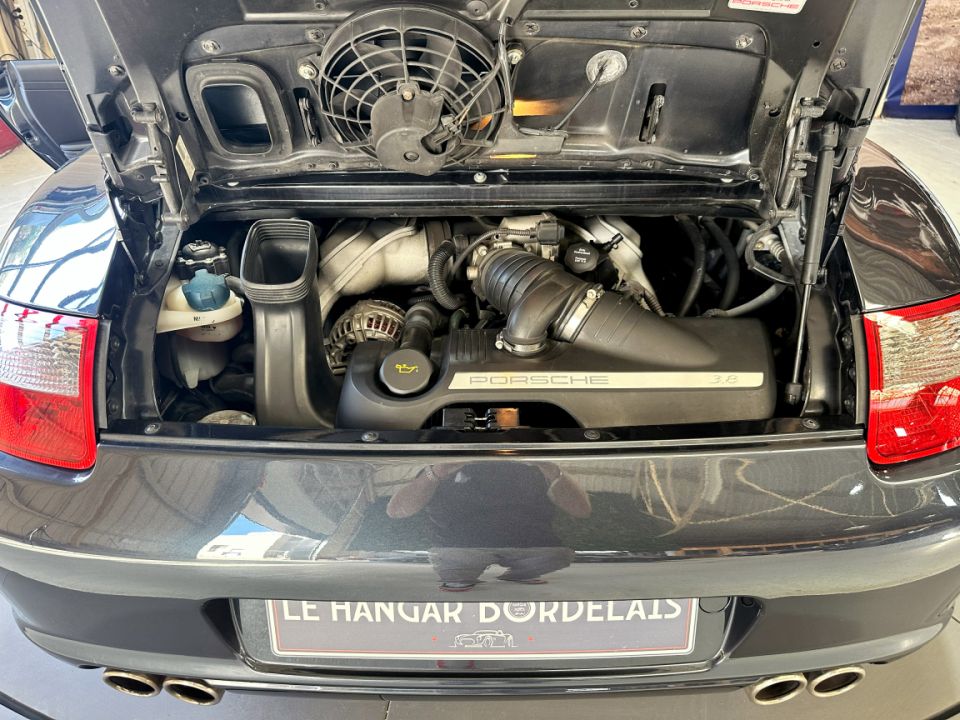 PORSCHE 911 Type 997 Carrera S Coupé 3.8 355ch BVM6 - Le Hangar Bordelais - image 21