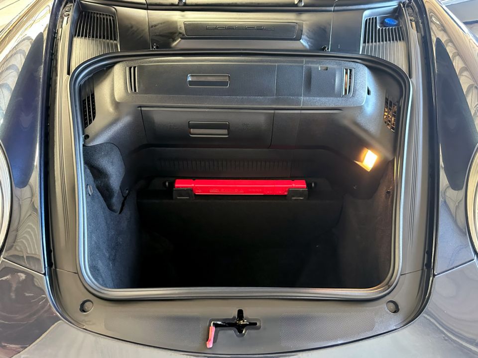 PORSCHE 911 Type 997 Carrera S Coupé 3.8 355ch BVM6 - Le Hangar Bordelais - image 22