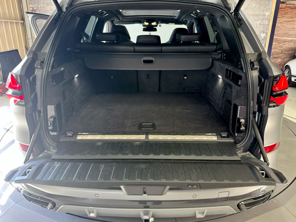 B.M.W. X5 xDrive 50e L6 3.0 489ch BVA8 M Sport - Le Hangar Bordelais - image 21