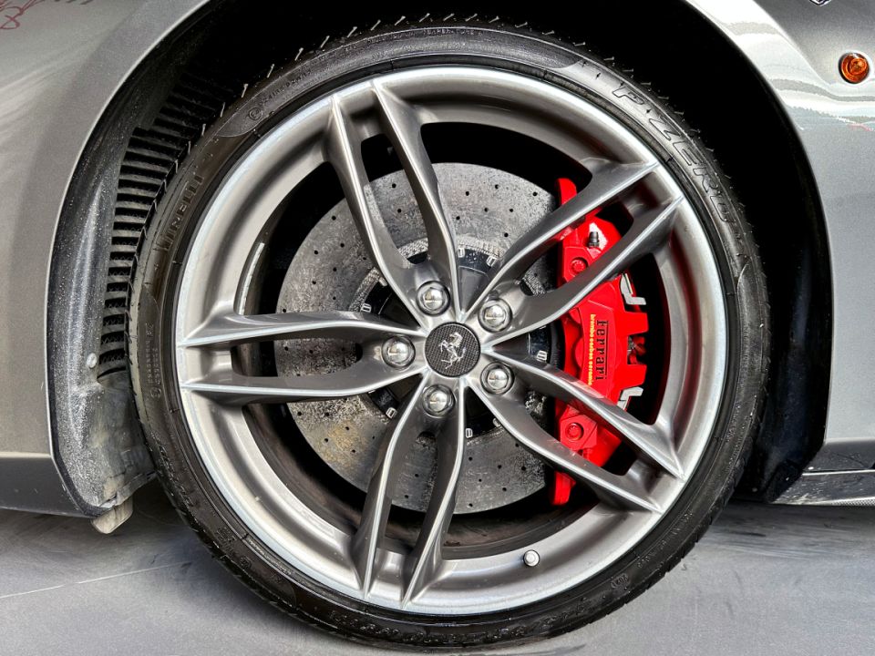 FERRARI 488 GTB V8 Bi-Turbo 3.9 670ch BVA7 - Le Hangar Bordelais - image 15