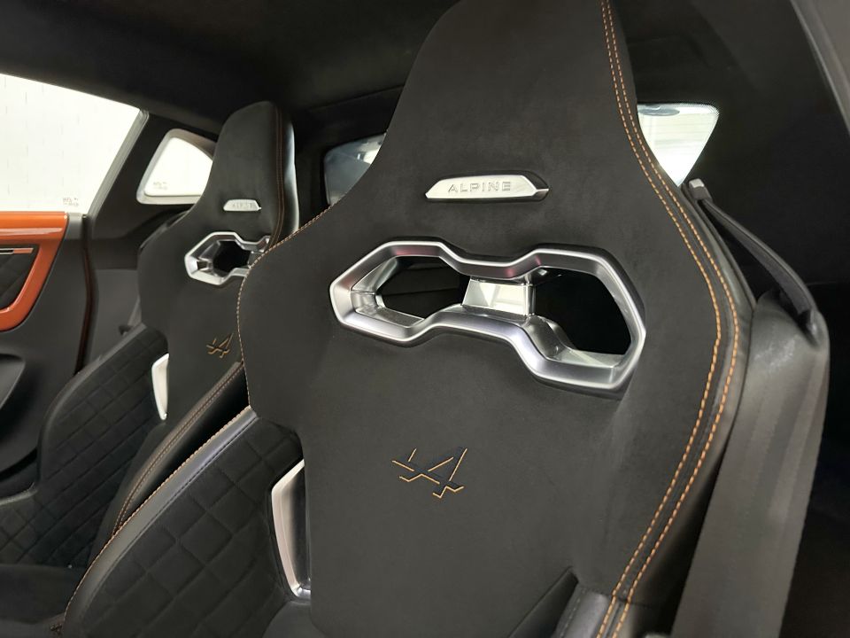 ALPINE A110 S 1.8T 300ch Pack Aéro - Le Hangar Bordelais - image 13