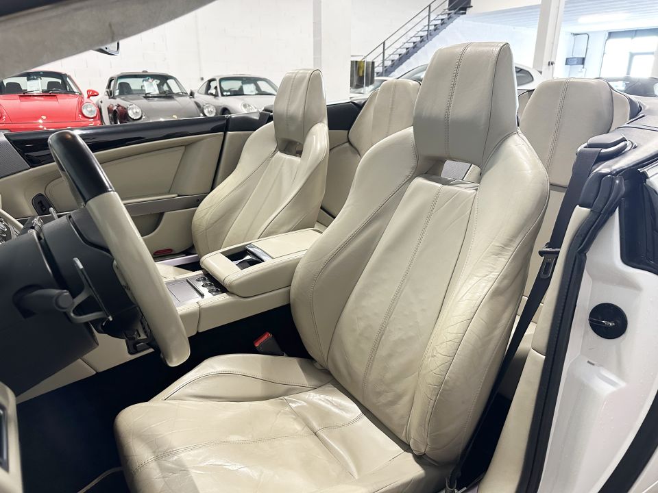 ASTON MARTIN DB9 Volante V12 6.0 455ch Touchtronic - Le Hangar Bordelais - image 3