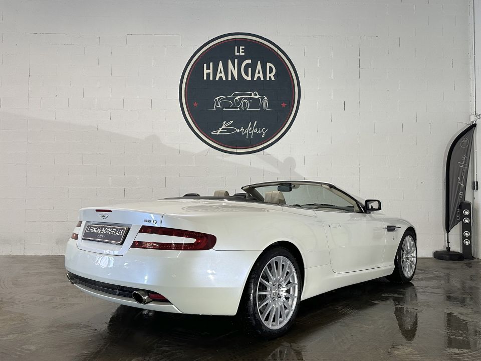 ASTON MARTIN DB9 Volante V12 6.0 455ch Touchtronic - Le Hangar Bordelais - image 8