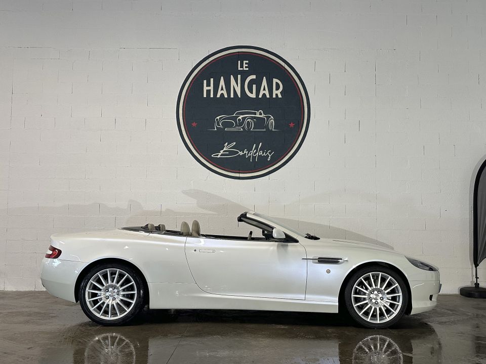 ASTON MARTIN DB9 Volante V12 6.0 455ch Touchtronic - Le Hangar Bordelais - image 10