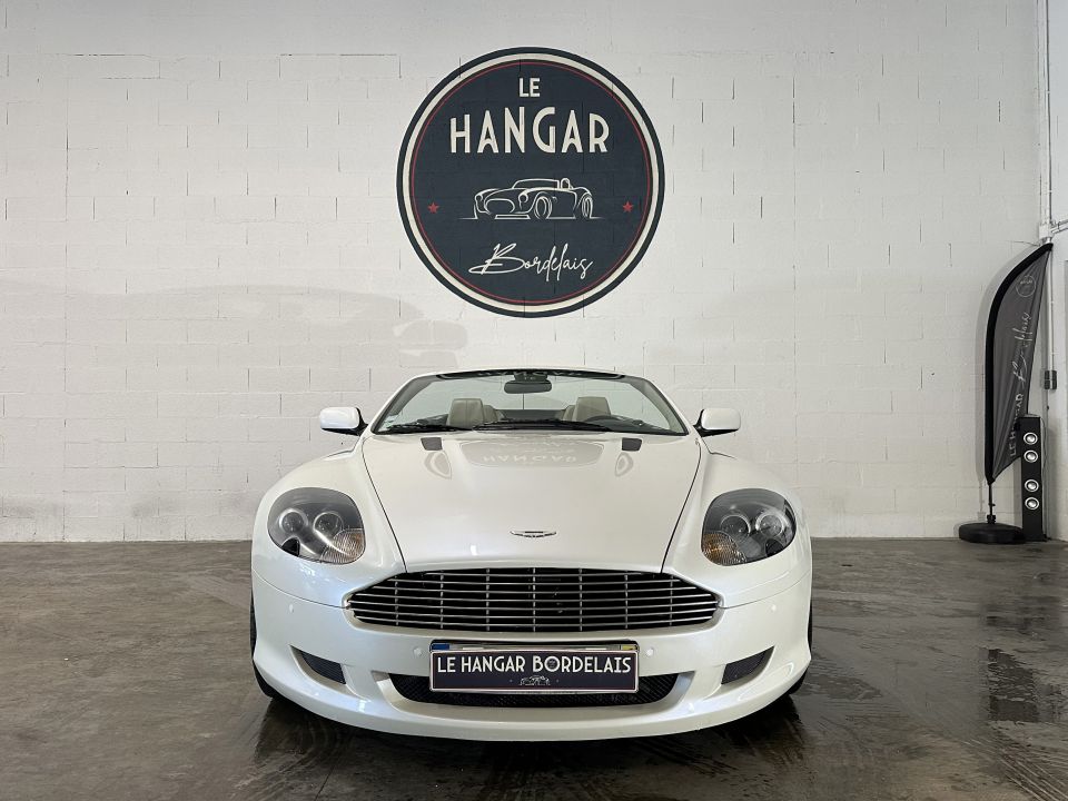 ASTON MARTIN DB9 Volante V12 6.0 455ch Touchtronic - Le Hangar Bordelais - image 14