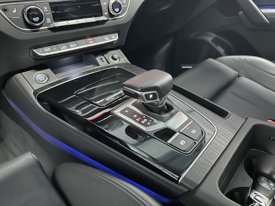 AUDI Q5 SPORTBACK 50 TFSI E 2.0 299ch S-Tronic 7 Quattro Avus - Le Hangar Bordelais - image 16