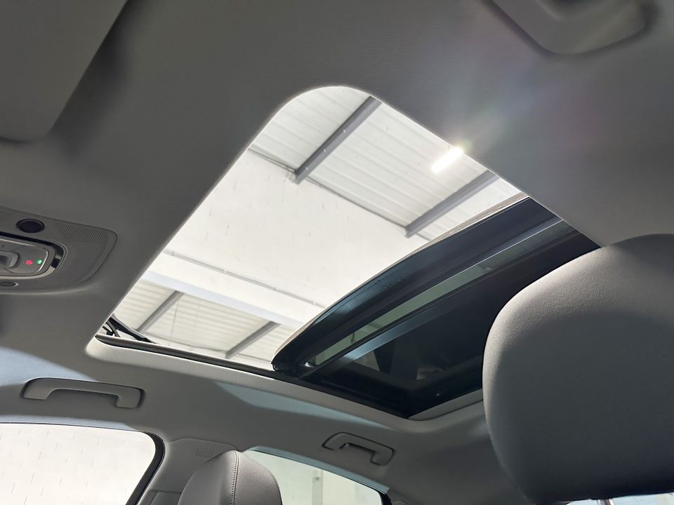 AUDI Q5 SPORTBACK 50 TFSI E 2.0 299ch S-Tronic 7 Quattro Avus - Le Hangar Bordelais - image 17