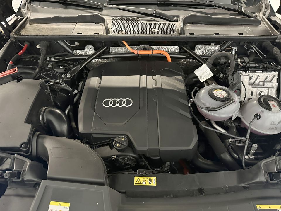 AUDI Q5 SPORTBACK 50 TFSI E 2.0 299ch S-Tronic 7 Quattro Avus - Le Hangar Bordelais - image 22