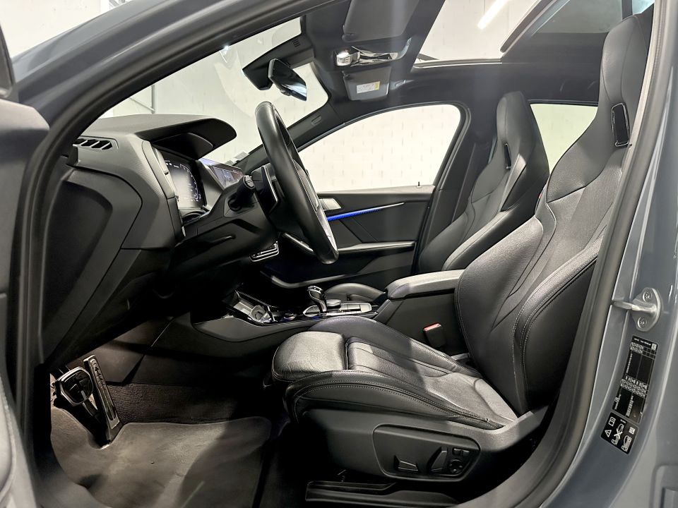 B.M.W. SERIE 1 M135i xDrive 2.0 306ch BVA8 - Le Hangar Bordelais - image 5