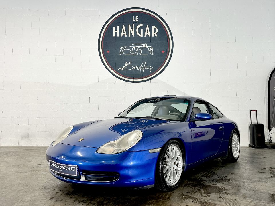 PORSCHE 911 Type 996 Carrera 4 Coupé 3.4 300ch BVM6 – Bleu Cobalt, cuir Gris Platine - image 0