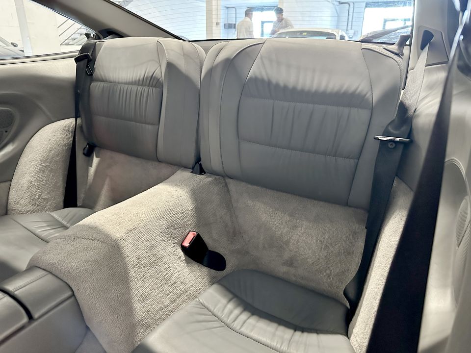 PORSCHE 911 Type 996 Carrera 4 Coupé 3.4 300ch BVM6 – Bleu Cobalt, cuir Gris Platine - image 7