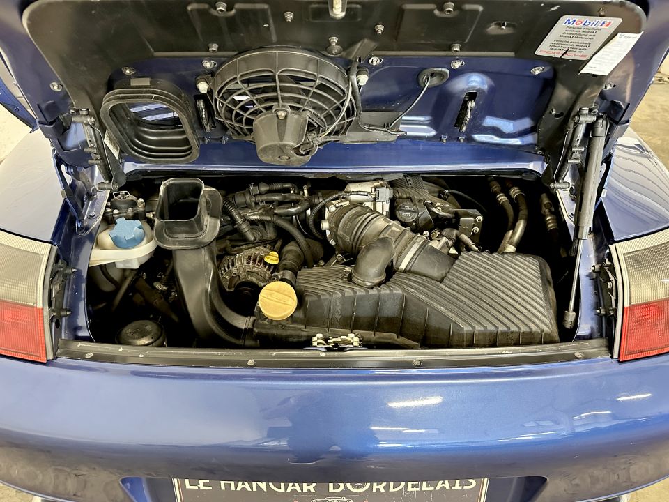 PORSCHE 911 Type 996 Carrera 4 Coupé 3.4 300ch BVM6 – Bleu Cobalt, cuir Gris Platine - image 22