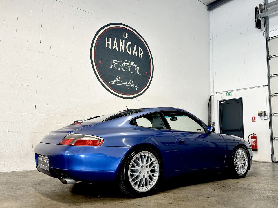 PORSCHE 911 Type 996 Carrera 4 Coupé 3.4 300ch BVM6 – Bleu Cobalt, cuir Gris Platine - image 19