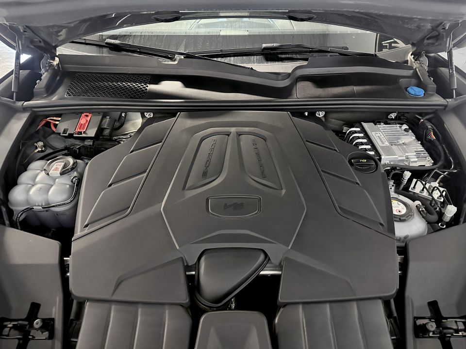 PORSCHE CAYENNE Coupé E-Hybrid V6 3.0 470ch BVA8 - Le Hangar Bordelais - image 22