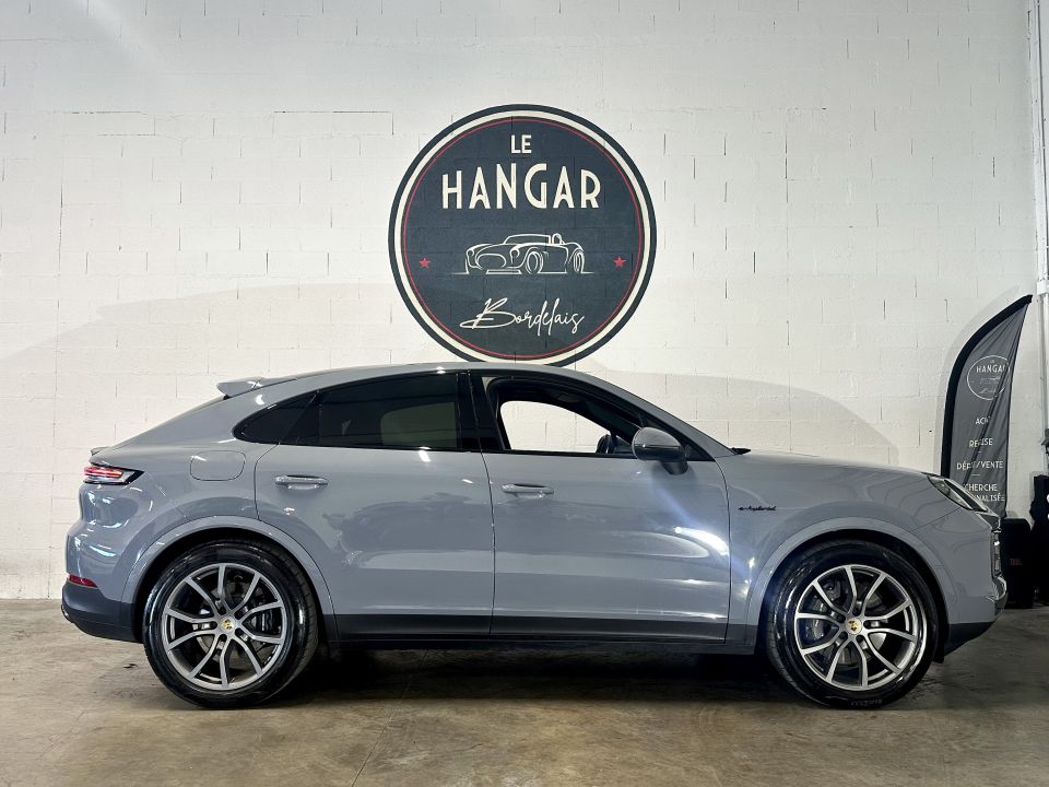 PORSCHE CAYENNE Coupé E-Hybrid V6 3.0 470ch BVA8 - Le Hangar Bordelais - image 10