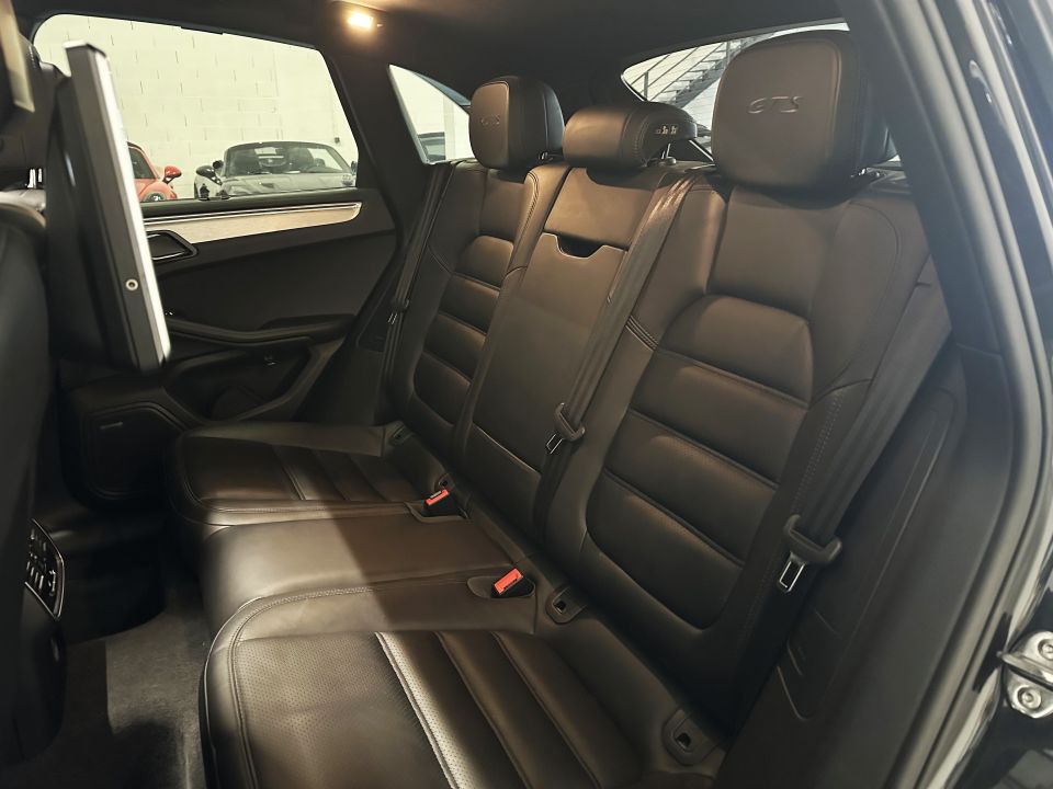PORSCHE MACAN GTS V6 3.0 360ch PDK7 – SUV de luxe aux performances remarquables - image 9