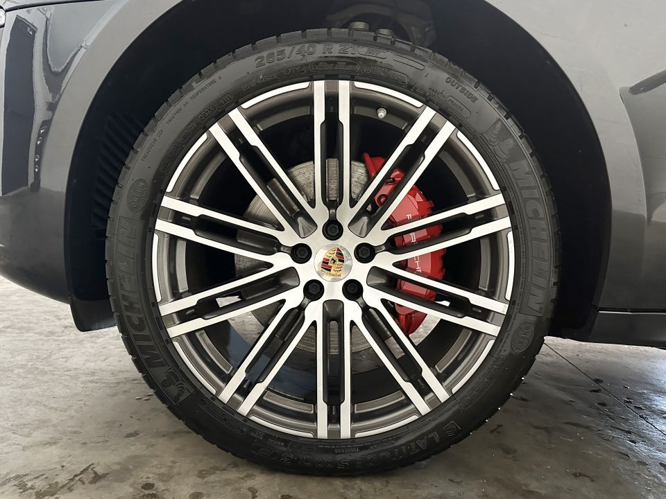 PORSCHE MACAN GTS V6 3.0 360ch PDK7 – SUV de luxe aux performances remarquables - image 15