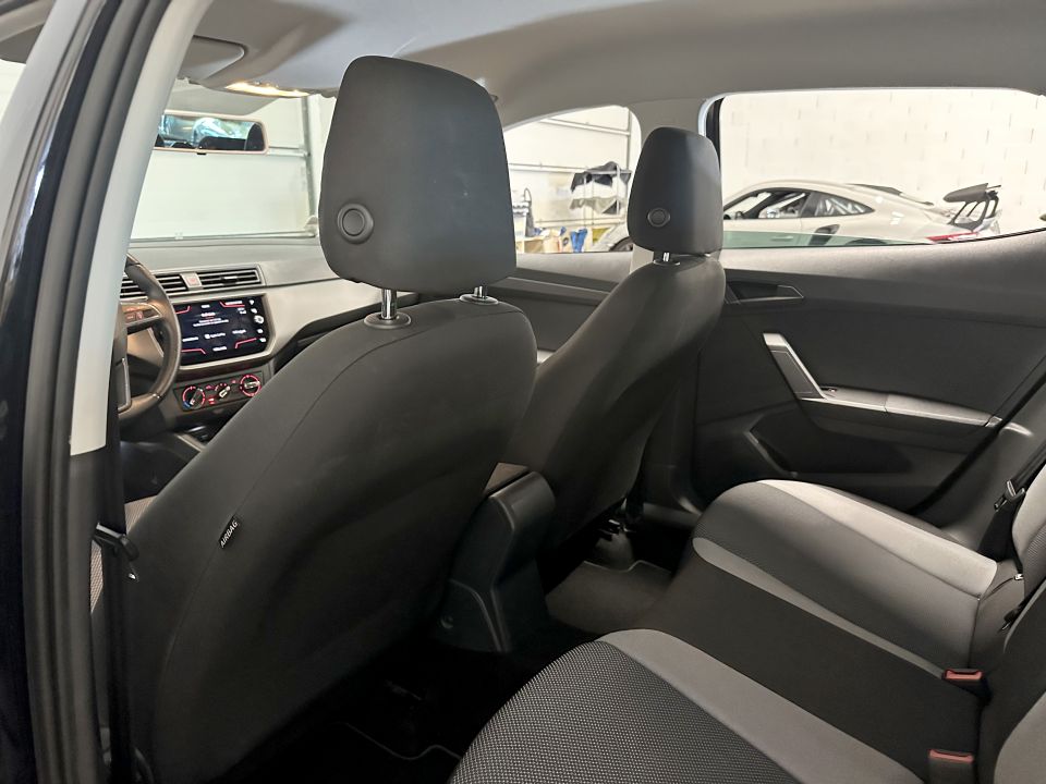 SEAT IBIZA 1.0 MPI 80ch SetS BVM5 Style - Le Hangar Bordelais - image 7